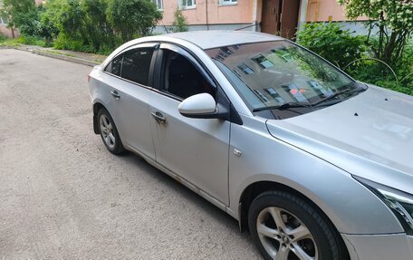 Chevrolet Cruze II, 2009 год, 500 000 рублей, 2 фотография