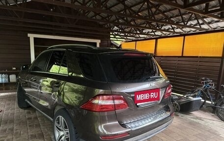 Mercedes-Benz M-Класс, 2012 год, 2 500 000 рублей, 5 фотография