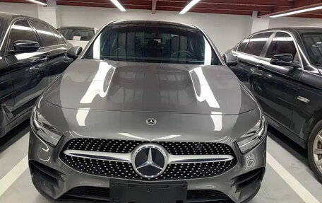 Mercedes-Benz A-Класс, 2021 год, 1 370 000 рублей, 2 фотография