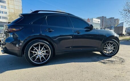 Infiniti FX II, 2011 год, 1 500 000 рублей, 1 фотография