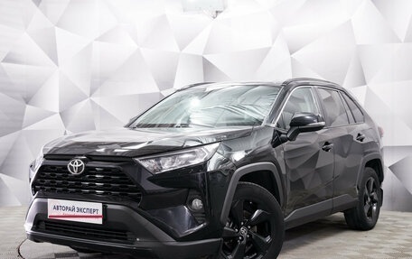 Toyota RAV4, 2021 год, 3 430 000 рублей, 1 фотография