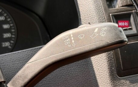 Volkswagen Caravelle T5, 2005 год, 1 095 000 рублей, 17 фотография