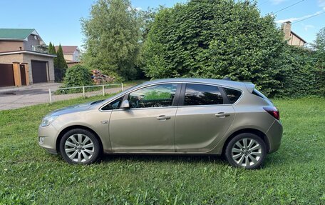 Opel Astra J, 2011 год, 700 000 рублей, 7 фотография