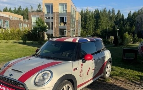 MINI Hatch, 2017 год, 2 550 000 рублей, 2 фотография