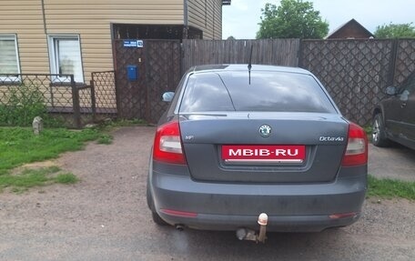 Skoda Octavia, 2011 год, 380 000 рублей, 3 фотография