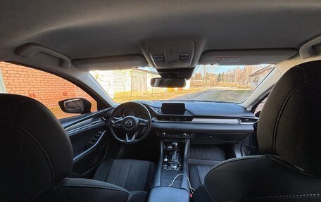 Mazda 6, 2019 год, 2 200 000 рублей, 12 фотография
