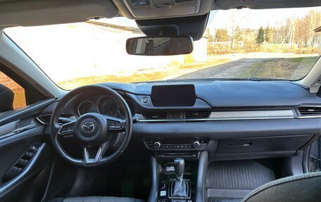 Mazda 6, 2019 год, 2 200 000 рублей, 11 фотография