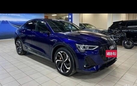 Audi e-tron Sportback I, 2021 год, 5 700 000 рублей, 11 фотография