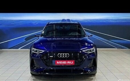 Audi e-tron Sportback I, 2021 год, 5 700 000 рублей, 14 фотография