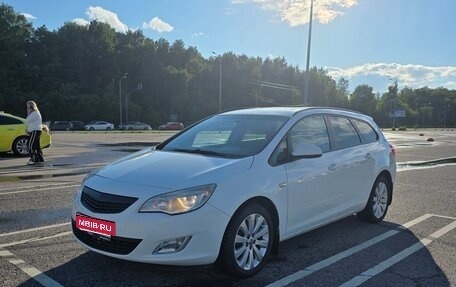 Opel Astra J, 2012 год, 680 000 рублей, 7 фотография