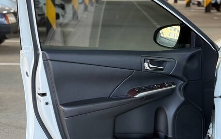 Toyota Land Cruiser 200, 2013 год, 2 300 000 рублей, 3 фотография