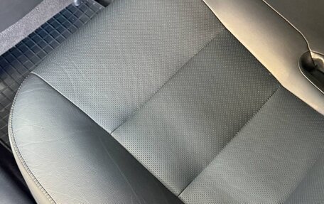 Toyota Land Cruiser 200, 2013 год, 2 300 000 рублей, 5 фотография
