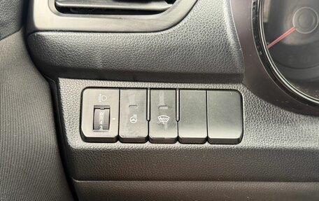 KIA Rio III рестайлинг, 2015 год, 900 000 рублей, 24 фотография