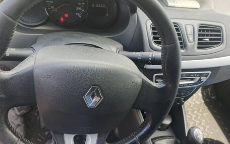 Renault Fluence I, 2012 год, 800 000 рублей, 3 фотография