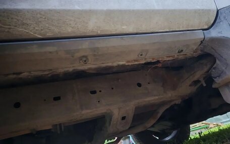 Toyota Land Cruiser Prado 120 рестайлинг, 2004 год, 1 200 000 рублей, 9 фотография