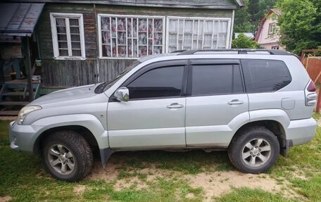 Toyota Land Cruiser Prado 120 рестайлинг, 2004 год, 1 200 000 рублей, 6 фотография