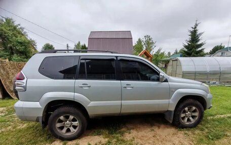 Toyota Land Cruiser Prado 120 рестайлинг, 2004 год, 1 200 000 рублей, 3 фотография