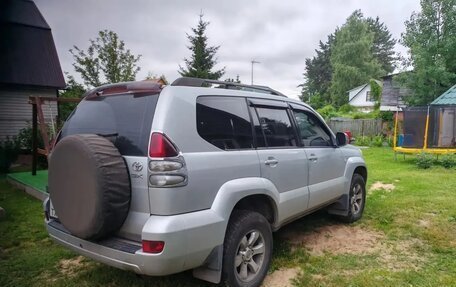 Toyota Land Cruiser Prado 120 рестайлинг, 2004 год, 1 200 000 рублей, 4 фотография