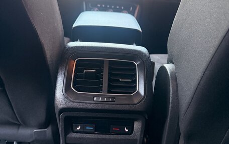 Volkswagen Tiguan II, 2017 год, 2 150 000 рублей, 16 фотография
