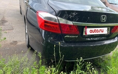 Honda Accord IX рестайлинг, 2013 год, 1 100 000 рублей, 2 фотография