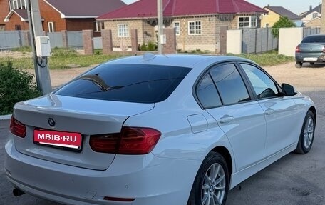 BMW 3 серия, 2015 год, 1 750 000 рублей, 11 фотография