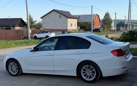 BMW 3 серия, 2015 год, 1 750 000 рублей, 14 фотография