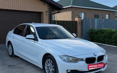 BMW 3 серия, 2015 год, 1 750 000 рублей, 12 фотография
