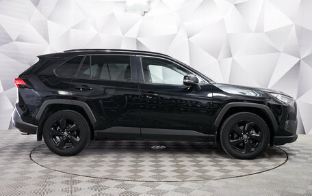 Toyota RAV4, 2021 год, 3 430 000 рублей, 4 фотография
