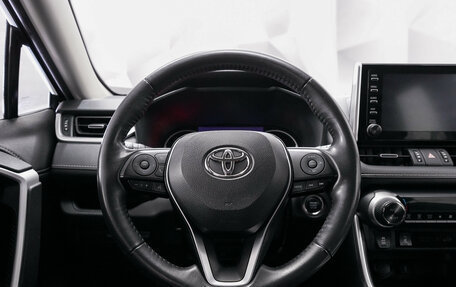 Toyota RAV4, 2021 год, 3 430 000 рублей, 12 фотография