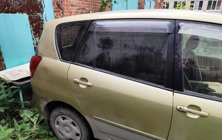 Toyota Corolla Spacio II, 2001 год, 250 000 рублей, 1 фотография