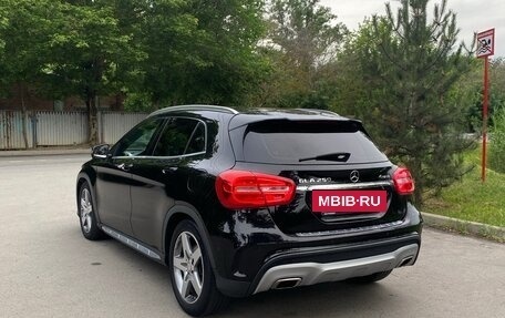 Mercedes-Benz GLA, 2016 год, 1 750 000 рублей, 5 фотография