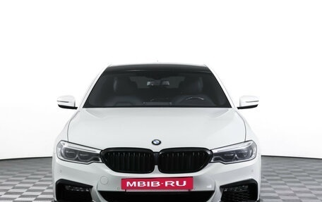 BMW 5 серия, 2018 год, 3 990 000 рублей, 3 фотография