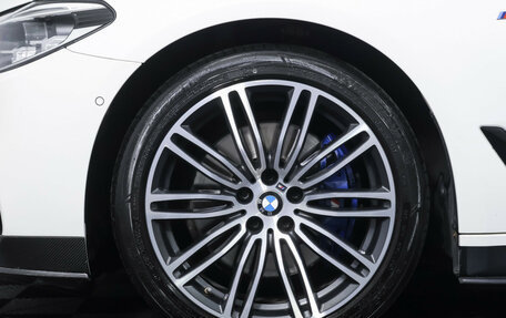 BMW 5 серия, 2018 год, 3 990 000 рублей, 21 фотография