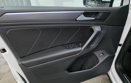 Volkswagen Tiguan II, 2021 год, 4 200 000 рублей, 8 фотография