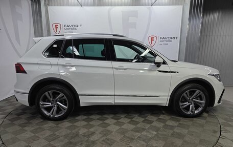 Volkswagen Tiguan II, 2021 год, 4 200 000 рублей, 4 фотография