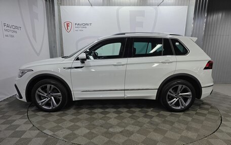 Volkswagen Tiguan II, 2021 год, 4 200 000 рублей, 5 фотография