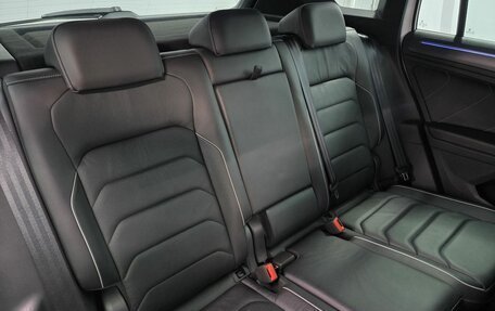 Volkswagen Tiguan II, 2021 год, 4 200 000 рублей, 15 фотография