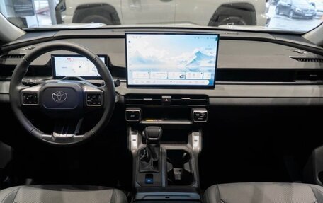 Toyota RAV4, 2026 год, 3 800 000 рублей, 12 фотография