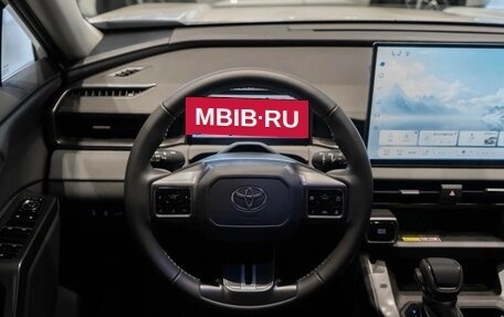 Toyota RAV4, 2026 год, 3 800 000 рублей, 14 фотография