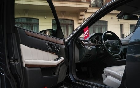 Mercedes-Benz E-Класс, 2011 год, 4 000 000 рублей, 12 фотография