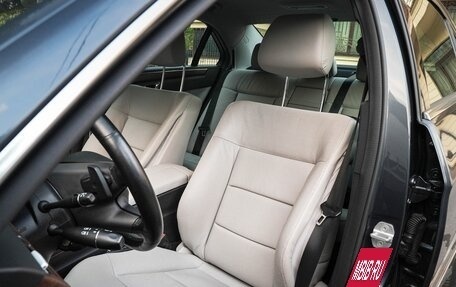 Mercedes-Benz E-Класс, 2011 год, 4 000 000 рублей, 13 фотография