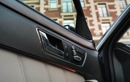 Mercedes-Benz E-Класс, 2011 год, 4 000 000 рублей, 26 фотография