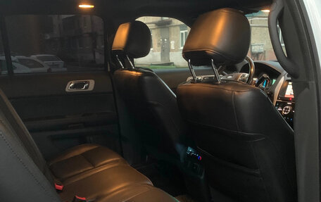 Ford Explorer VI, 2014 год, 1 950 000 рублей, 16 фотография