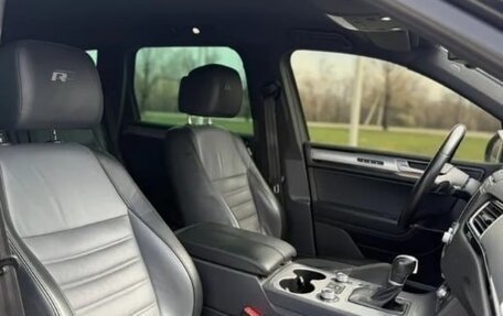 Volkswagen Touareg III, 2016 год, 3 020 000 рублей, 9 фотография