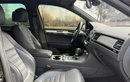 Volkswagen Touareg III, 2016 год, 3 020 000 рублей, 15 фотография