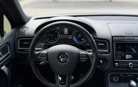 Volkswagen Touareg III, 2016 год, 3 020 000 рублей, 8 фотография