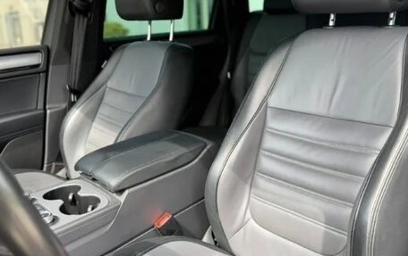 Volkswagen Touareg III, 2016 год, 3 020 000 рублей, 13 фотография