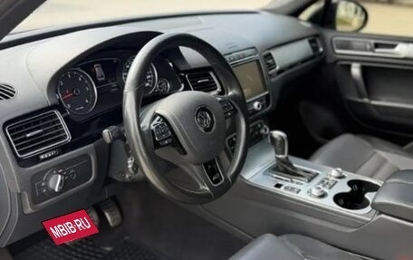 Volkswagen Touareg III, 2016 год, 3 020 000 рублей, 10 фотография