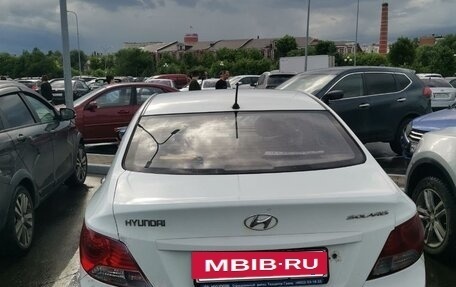Hyundai Solaris II рестайлинг, 2011 год, 600 000 рублей, 4 фотография