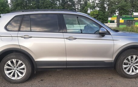 Volkswagen Tiguan II, 2020 год, 2 390 000 рублей, 5 фотография